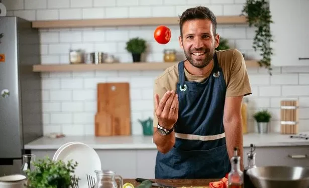 ‘I’m a fat loss coach – add 5 foods into your diet, they have barely any calories’