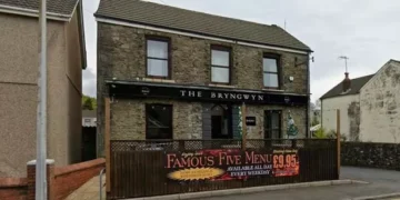 Popular Llanelli restaurant announces closure as regulars say they’re ‘gutted’