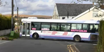 Old bus service brought back but will no longer stop at two key sites