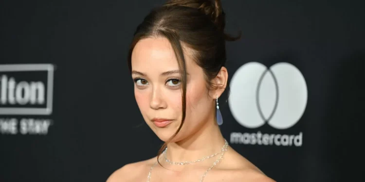 Laufey’s New Amazon Merch is Both Cute & Cozy: Shop Our Favorite Picks Here