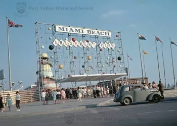 Welsh seaside town where everyone used to go plots return to former glories