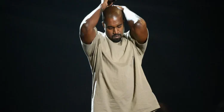 Ye Takes Stage With Daughter North West at First Mexico Show in Nearly 20 Years