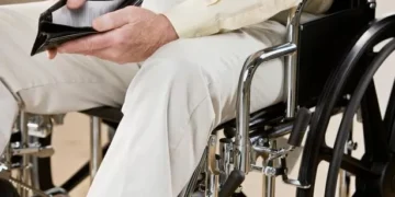 Disabled people now face 109 day wait for access to DWP money