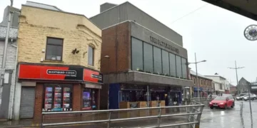 Murder investigation after man dies following alleged assault outside pub