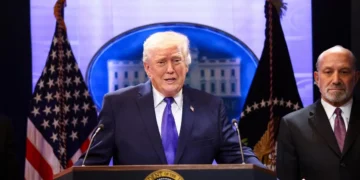 Trump says he will raise US global tariff rate from 10% to 15%