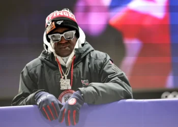 Flavor Flav Launches GoFundMe to Support U.S. Women’s Hockey Team Following Gold Medal Victory